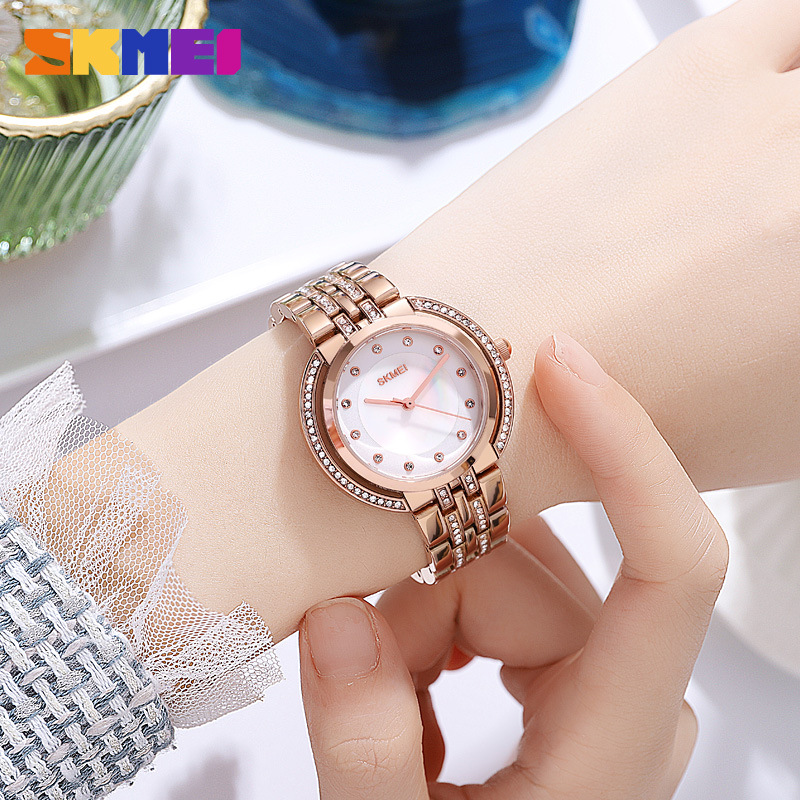 Luxury Watches - Damesarmband quartzhorloges Luxe strass wijzerplaat Zinklegering