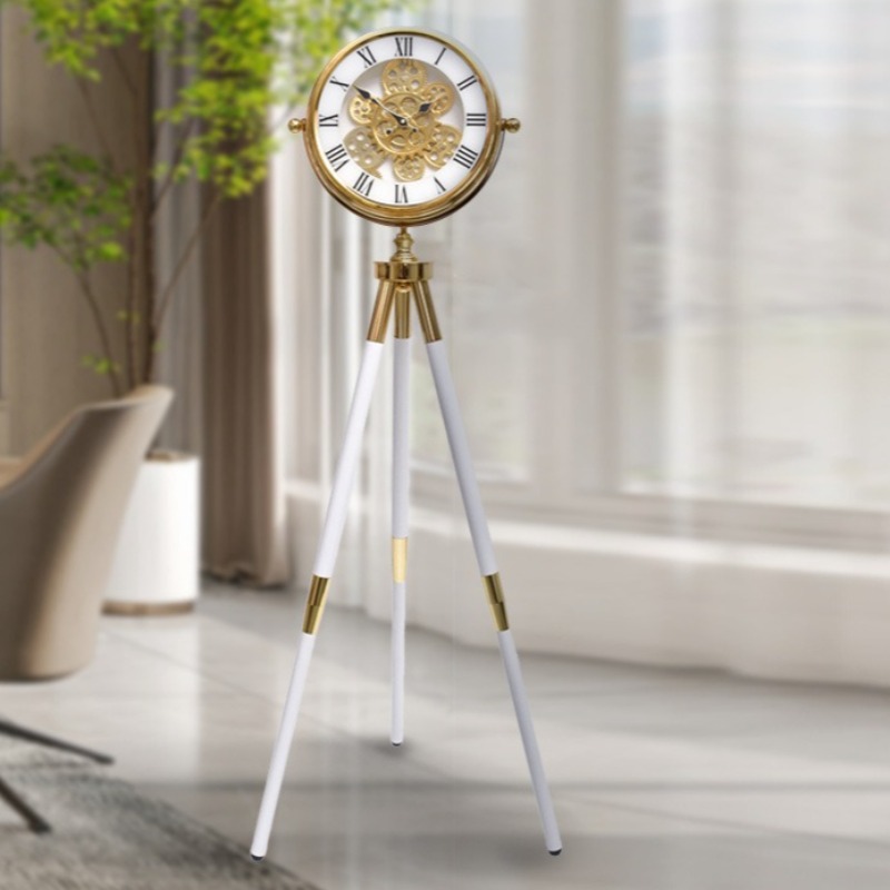Driepootstaande klok Luxe staa - Luxury Watch Stand recensie en prijs