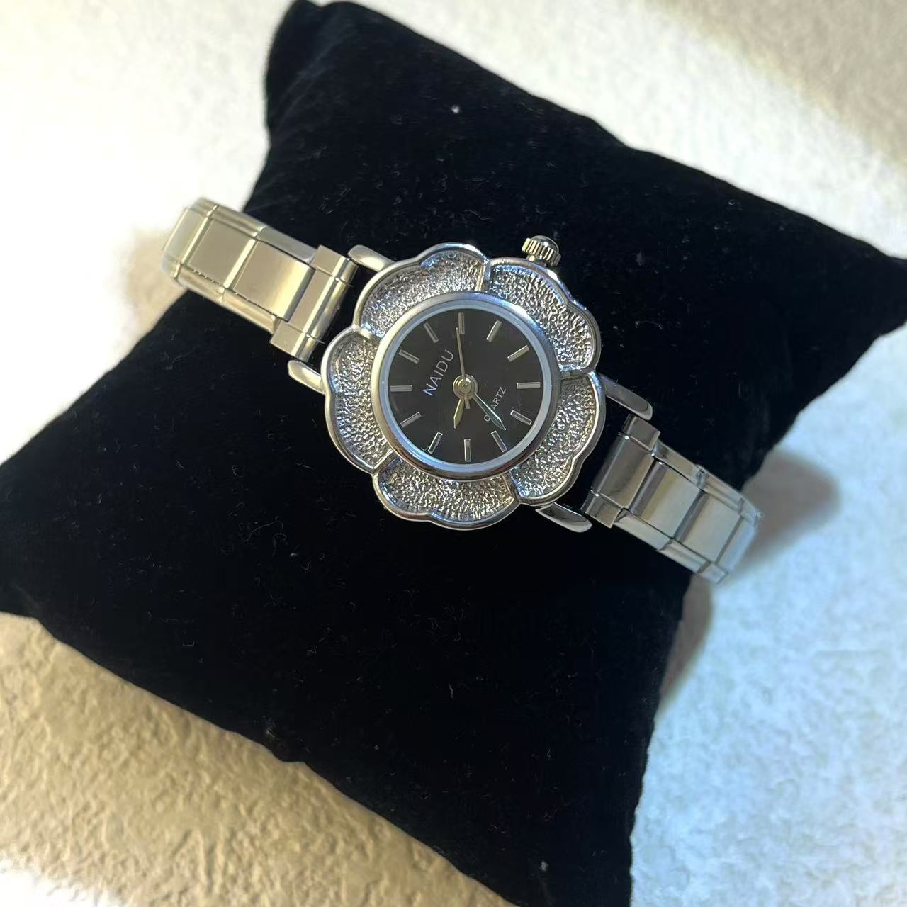 Dames quartzhorloges met zirko - Luxury Watch Gift For Her recensie en prijs